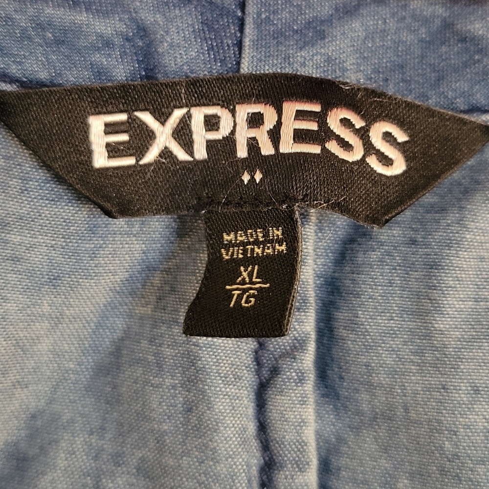 XL Cropped Denim Shirt